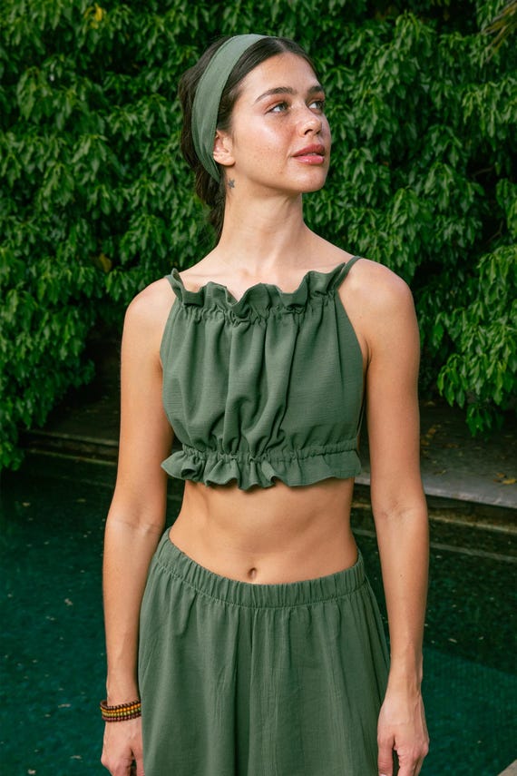 Top corto con volantes verde salvia Blusa veraniega fruncida con