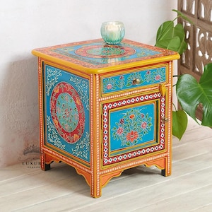Belle table d'appoint indienne en bois/commode indienne/meubles peints à la main/meuble décoratif/chevet/décor latéral.