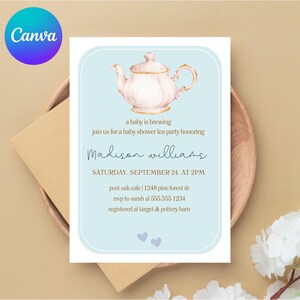 Invitación para baby shower con té, diseño &quot;Un bebé está en desarrollo&quot;, plantilla editable de Canva, archivo digital imprimible