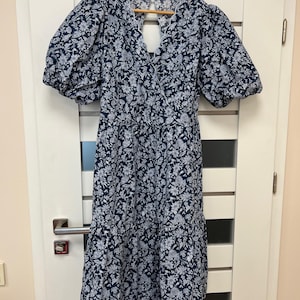 NEW Marks & Spencer Floral dress 100% Cotton Floral Midi Dress – Size US16; UK 20REG; EU48