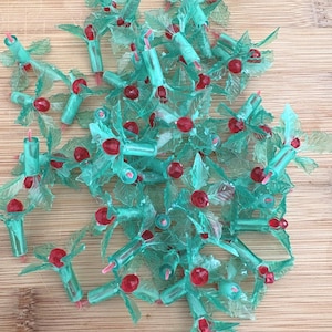 Plastic Holly Berry Lights for Ceramic Christmas Tree Light Bulbs Green Red for Christmas Decor Pack of 10 FREE U.S. SHIPPING