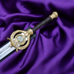 Handcrafted Dawnbreaker Sword - Skyrim-Inspired Masterpiece Skyrim&#39;s Dawnbreaker Schwert - Authentic Replica for Collectors.