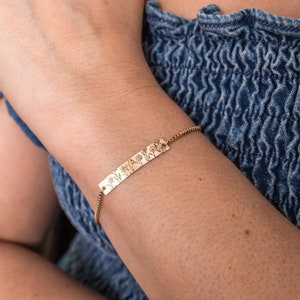 Armband personalisiert, Armband mit Gravur, Name, Datum, ASL, Geschenk Freundin, Armband mit Gravur, Einzigartiges Geschenk, Geschenk für Sie