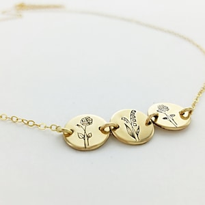 Family Birth Flower Necklace, 9mm Disk, Mother&#39;s Day, Birthday Gift, Custom Personalized Necklace, Family Necklace, Friendship Necklace