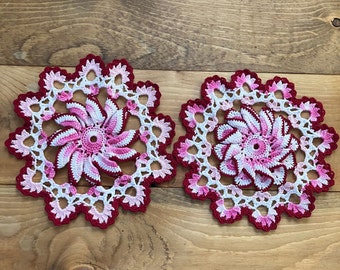 Pinwheel valentines crochet doilies cardinal red shades of pinks rose white Home Decoration handmade set of two