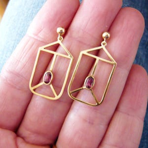 VINTAGE Geometric Garnet Earrings | 9ct Gold