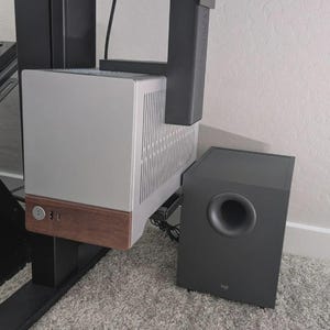 Small For Factor PC adaptor for the PC mount Secret Lab Magnus Pro