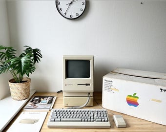 Apple Macintosh Plus with Hard disk 20