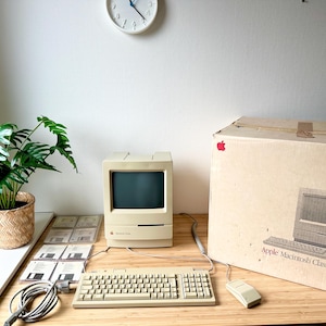 Vintage Apple Macintosh Classic with Original Packaging and Accessories