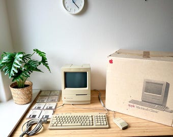 Vintage Apple Macintosh Classic with Original Packaging and Accessories