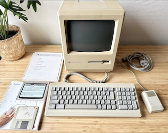 Apple Macintosh Plus