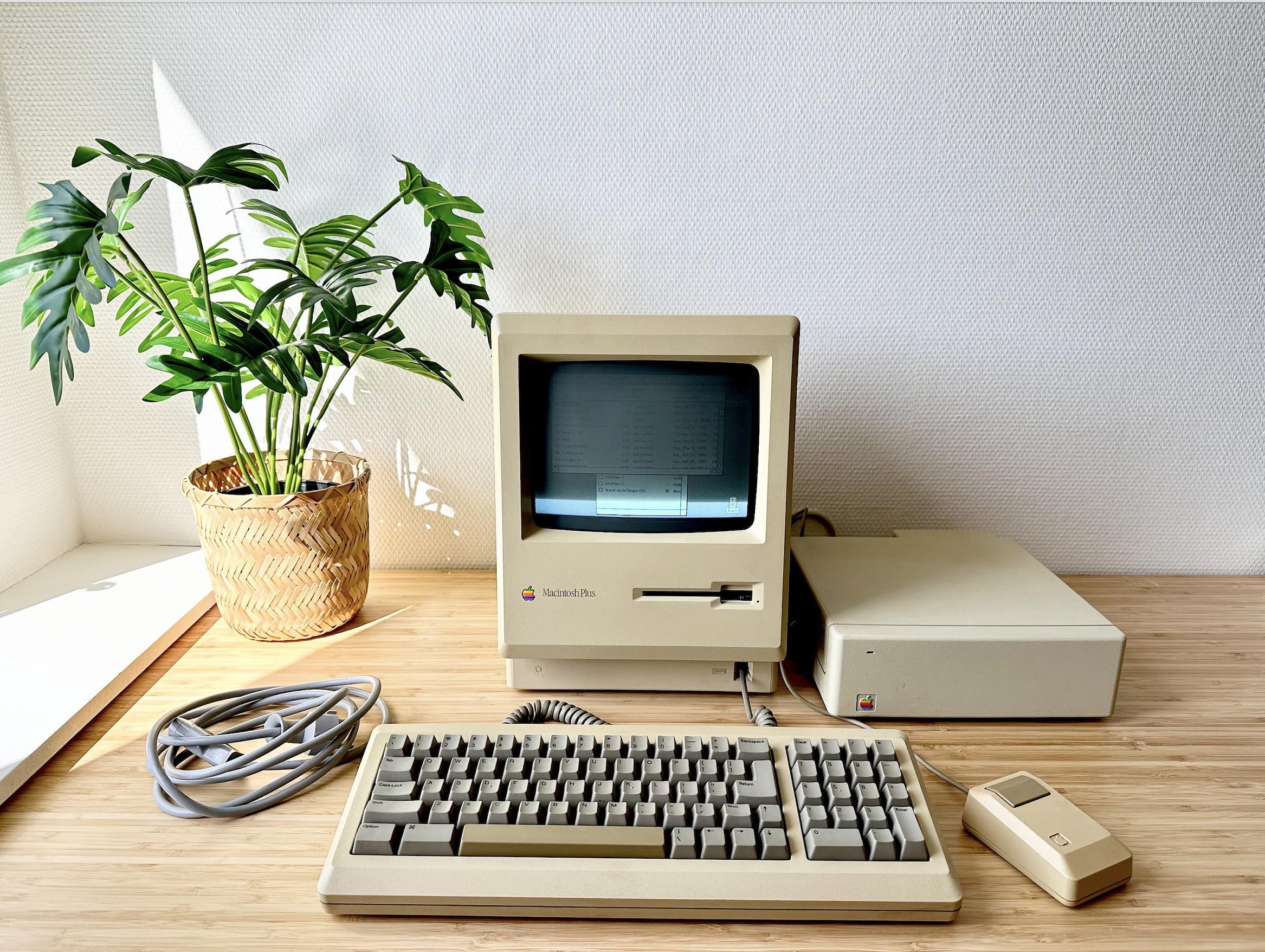 Vintage Apple Macintosh Plus 1984 - Etsy