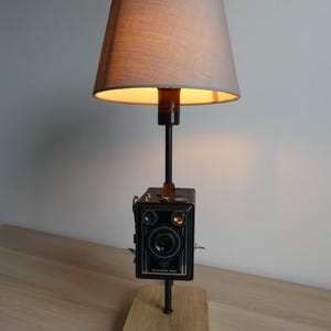 Vintage Camera Lamp with Lampshade - Agfa Box Camera Light - Retro Photography Decor - Handmade Upcycled Desk Lamp - Gift for Photographer