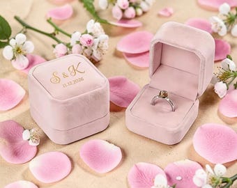 パーソナライズされたベルベット製リングボックス：レトロな婚約プロポーズ記念品