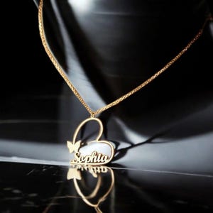 Collar con nombre personalizado para mujer – Gargantilla con colgante de corazón y mariposa – Regalo de joyería personalizado de acero inoxidable – San Valentín, cumpleaños