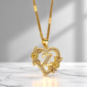Gold Heart Initial Necklace for Women – Zircon Letter Pendant, Stainless Steel Chain, Personalized Jewelry Gift, Flower Heart Name Necklace