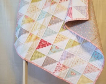 Baby quilt, baby blanket, Floral baby quilt, Baby shower gift