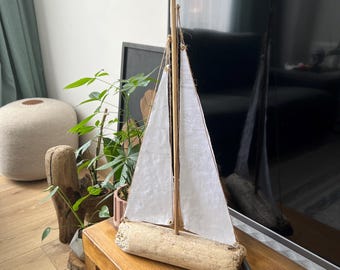 Decoración rústica de madera flotante: decoración de barco estilo marinero hecha a mano, escultura costera de madera única