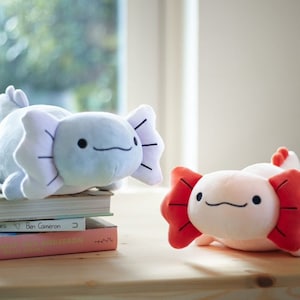 Axolotl Plushie Toy – Soft Stuffed Axolotl Toy – Unique Gift for Animal Lovers, Collectors or cute Desk, Sofa & Shelf Decor