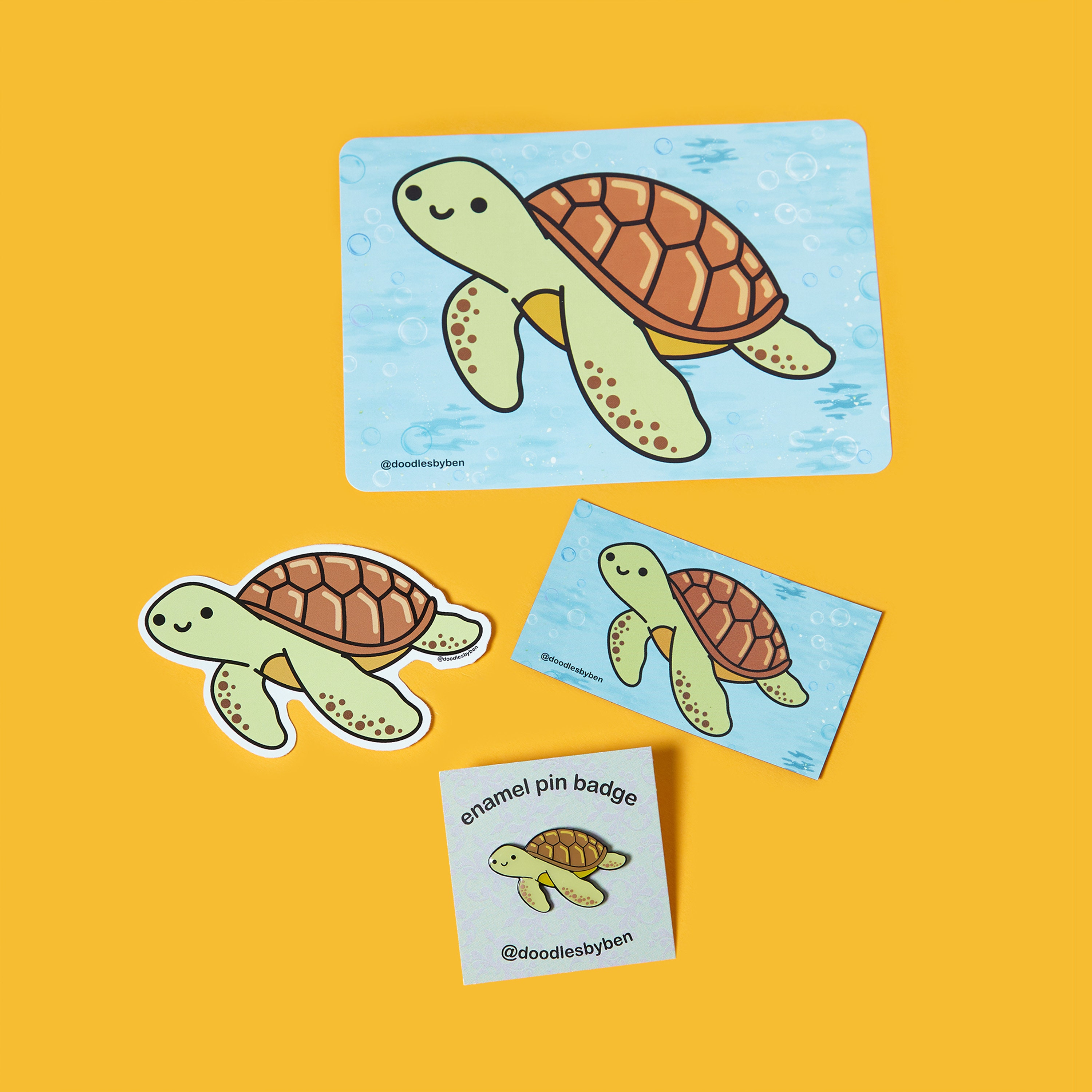 Vintage Crystal Turtle Brooch – Long Life Animal Lapel Pin Gift For Mom