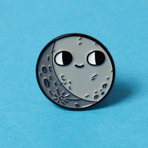 Moon Enamel Pin Badge – Celestial Lapel Pin – Witchy Aesthetic Brooch – Lunar Gift – Space Pin for Jacket or Backpack