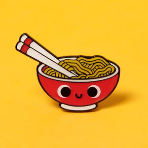 Épingle de nouilles en émail - Jolie broche de cuisine asiatique - Épingle amusante pour veste, sac ou chapeau - Cadeau pour les amateurs de nouilles et les amateurs de cuisine