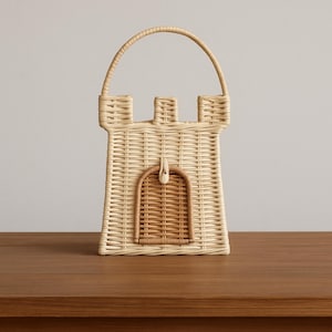 Rattan Woven Castle Basket – Cute Straw Handbag for Kids Toys, Picnic, Travel, Outdoor Storage, Nursery, Vacation & Room Organizer Use Bag