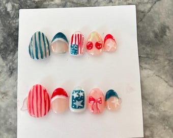 4th of July handmade press on nails! custom sizing and shape.
