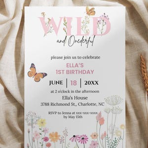 Convite de primeiro aniversário selvagem e único, aniversário de flores silvestres, convite floral, primeiro aniversário, selvagem, nossa pequena flor silvestre