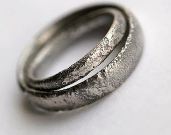 Conjunto de alianzas de boda rústicas - Anillos a juego de plata de ley oxidada