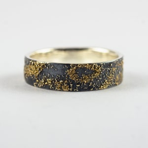 Gold Chaos Rustic Men's Wedding Ring in 18kt Gold and Oxidized Sterling Silver image 2