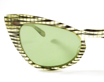 Vintage blueclear striped plastic sunglassesstriped wide band sun glassesFashion Optics