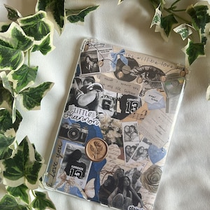 Puede incluir: Funda transparente para teléfono con diseño de collage. Presenta fotos en blanco y negro, texto y un sello dorado. Incluye el texto "Little Shannon", "Kavanagh 13" y "I think I want you in my life forever".