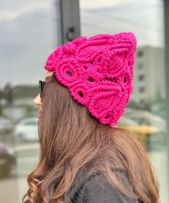 Pink Irish Lace Crochet Hat – Handmade Statement Winter  display picture 1