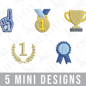Könnte beinhalten: Fünf Mini-Stickmotive mit einer blauen Hand mit der Nummer eins, einer goldenen Medaille, einer goldenen Trophäe, einem goldenen Lorbeerkranz mit der Nummer eins und einem blauen Band.