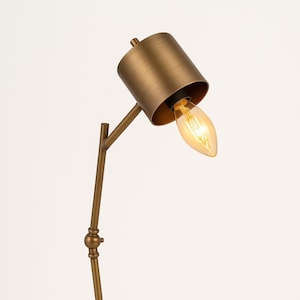 Adjustable Brushed Brass Desk Lamp – Modern Edison Light, Bankers Task Lamp for Office & Bedside, Vintage Mid‑Century Lighting