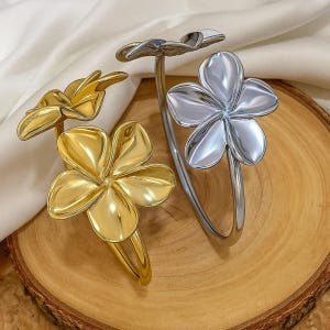 Bracelet manchette floral : jonc fleur réglable en or ou en argent