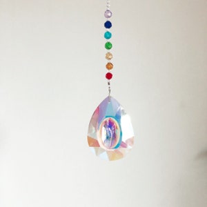 Rainbow Raindrop Suncatcher - Iridescent and Chakra Colours, Glass Crystal Sparkling Window Decoration - Boho Home Decor