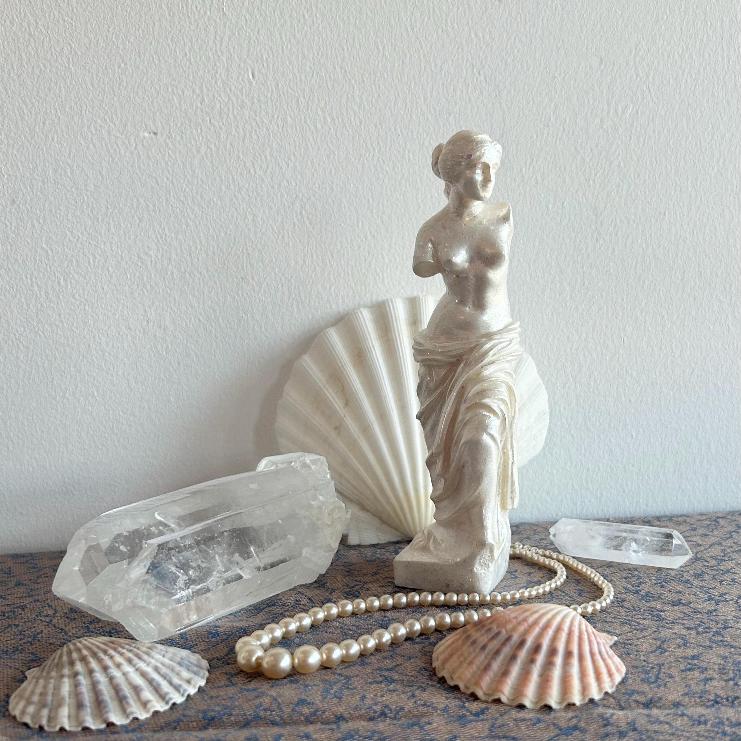 Alabaster Plaster Venus De Milo Figurine- Pearl Sparkle Finish Ornament, Greek Aphrodite Goddess Statue - Classical Grecian Art Home Decor