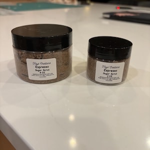 Scrub al caffè espresso e zucchero – Scrub corpo esfoliante schiumogeno con vero caffè e zucchero