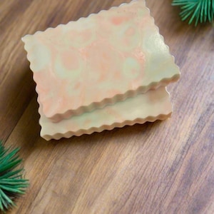 Candy Cane Lane Shea Butter Soap – Peppermint & Spearmint Essential Oils – Refreshing Mint Soap
