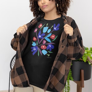 Flowers T-Shirt, Boho  Wildflowers Shirt, Colorful Folk,  Print T-Shirt for Women, Gift for Her, Artisy Shirt, Botanical Print Tee