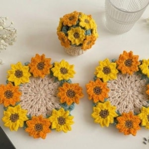 Schema per sottobicchiere a forma di girasole all'uncinetto / Presina a forma di girasole (Download PDF)