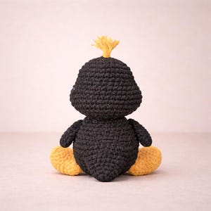 Svart anka virkmönster: Amigurumi plyschleksak (PDF digital nedladdning) bild 4