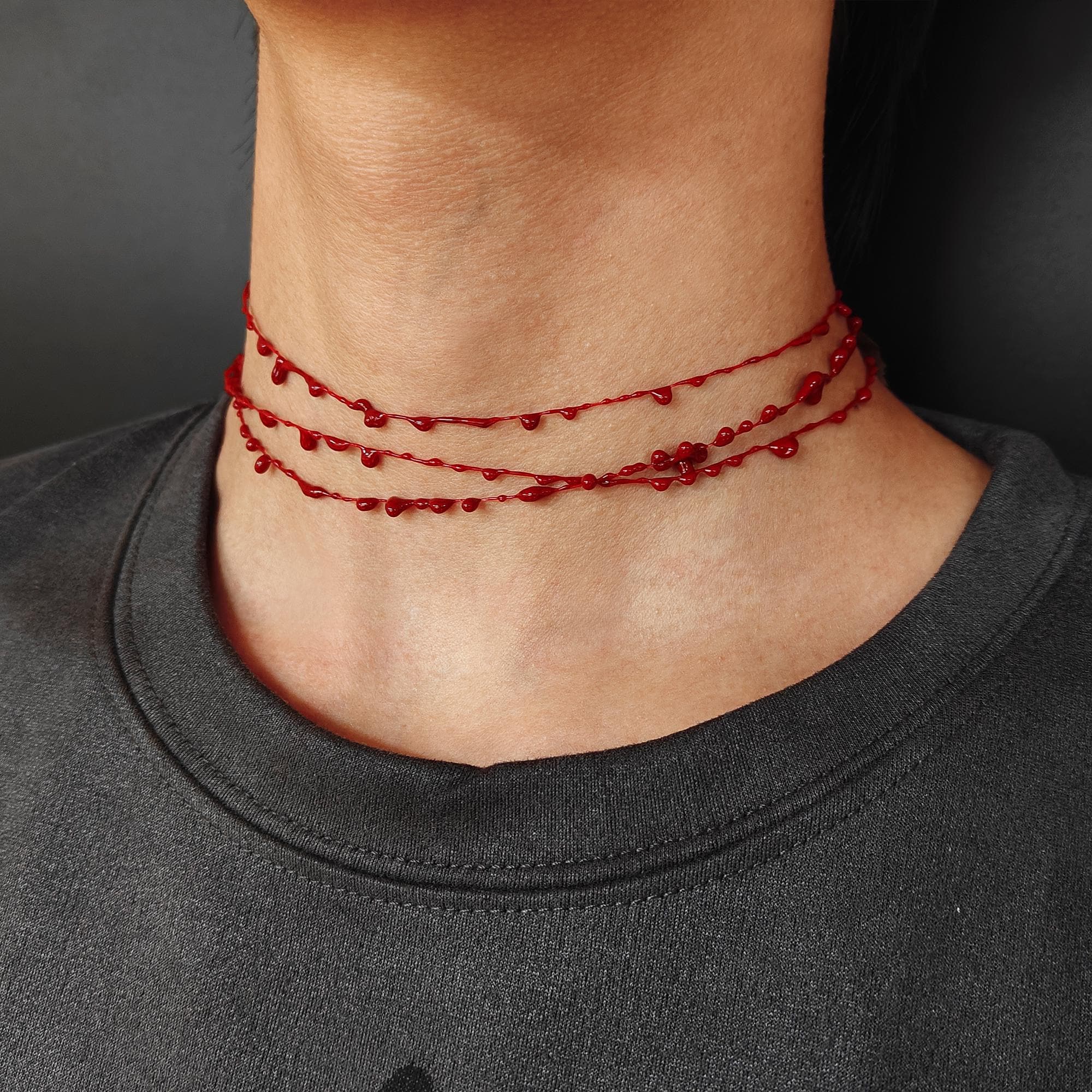 Yolev Choker Donna in Velluto Collana Gotica con Nero Gotica Stratificato Girocollo Gotico Collarino Girocollo Accessori Vampiri Gioielli Collare Ragazze Donna