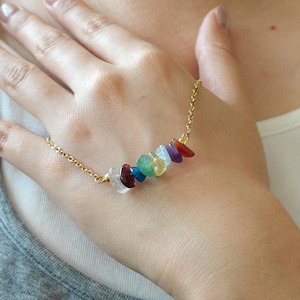 Custom Family Birthstone Bracelet for Mom, Raw Birthstone Jewelry, Gemstone Bracelet, Personalized Gifts for Grandma, Gifts For Mothers