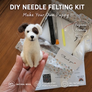 Puede incluir: Un kit de fieltro con aguja DIY para hacer un cachorro, que incluye una figura de perro de fieltro blanca y marrón, agujas, una base de espuma y lana en una caja con el texto DIY NEEDLE FELTING KIT, Make Your Own Puppy y Beginner Friendly.