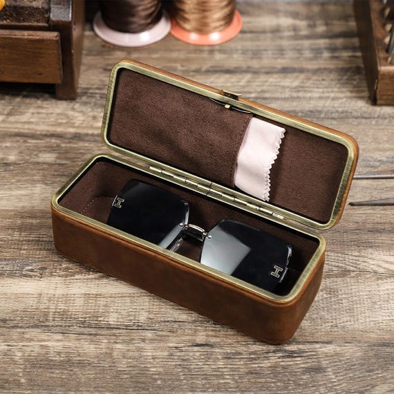 Personalized Leather Sunglasses Case|Handmade Leather Eyewear Case|Travel Sunglasses Holder|Vintage Glasses Storage Box|Gift for Traveler