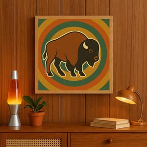 Lámina artística de bisonte retro bohemio de los años 70: decoración de pared bohemia moderna de mediados de siglo con un toque moderno de animales y póster con ilustración psicodélica.