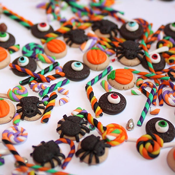 MINIATURE HALLOWEEN LOT of 30 random pieces of cookies, candy, marshmallows, sweets for cupcakes dollhouse miniature